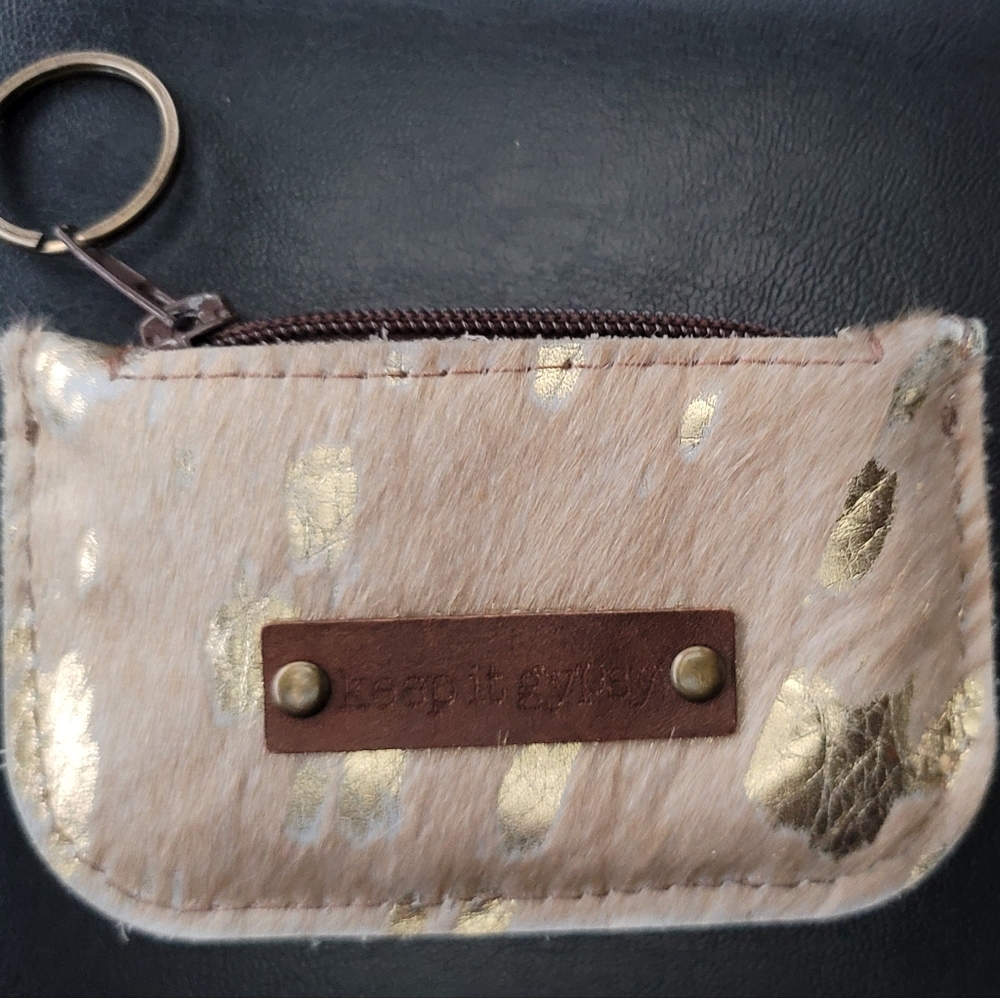 Keep it Gypsy keychain wallet